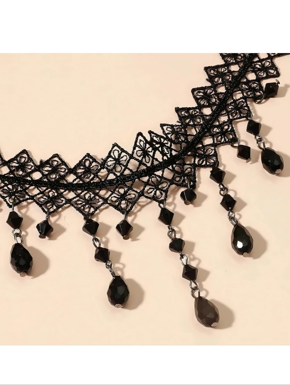 Black Lace Teardrop Choker Necklace - Women Jewelry - Picture 3 of 5